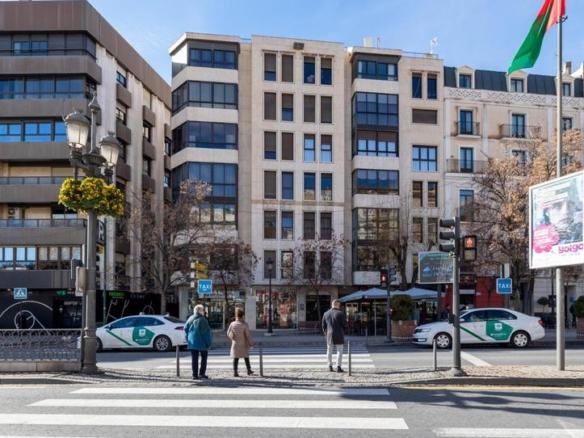 Apartment for sale on Calle Acera del Darro, 26, Fígares