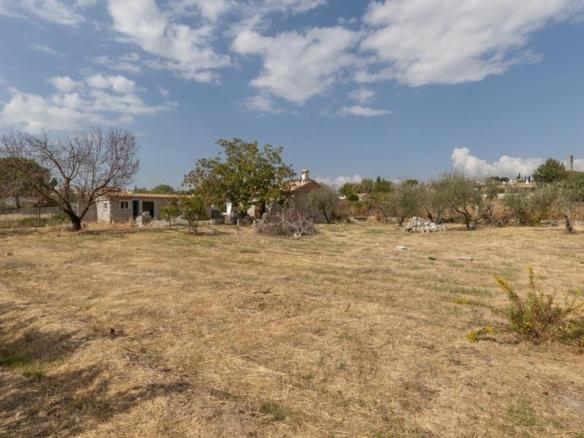 Rustic property for sale on Avenida de Secanillo, Peligros