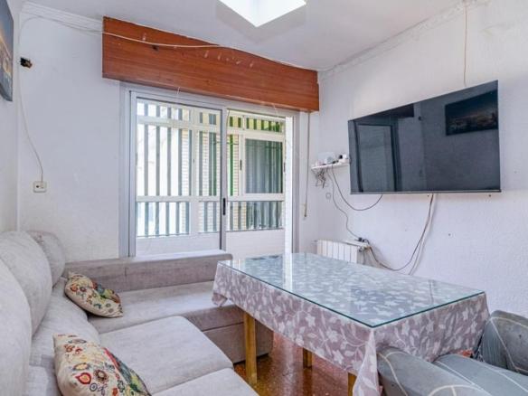 Apartment for sale in Maria de Maeztu, Parque Nueva Granada