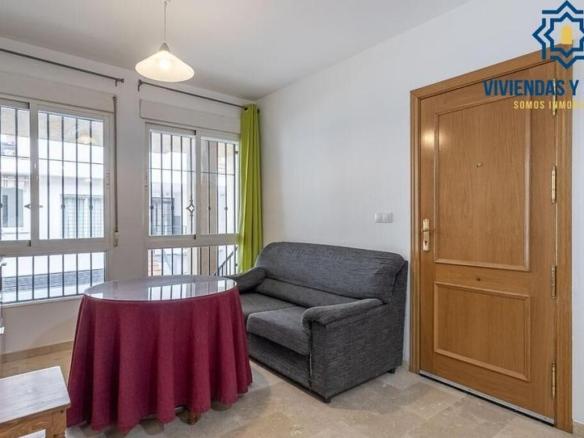 Apartment for sale on Avda. De los Ogíjares
