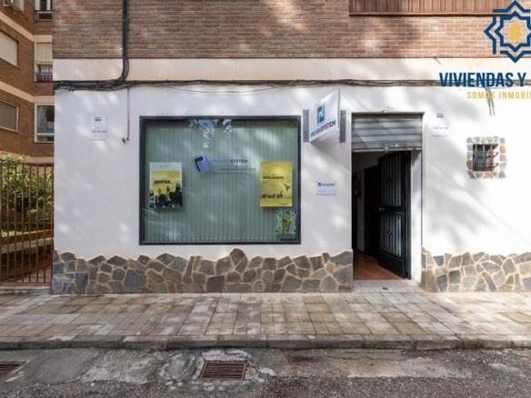 Commercial premises for sale at Calle Felix Rodriguez de la Fue, 11, Zaidín neighborhood