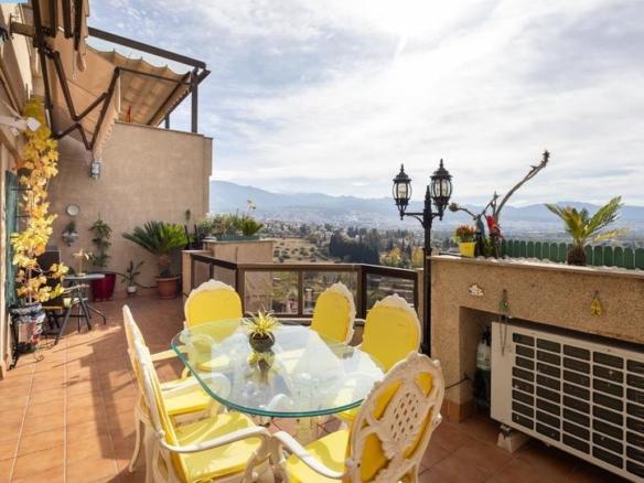 Penthouse for sale on Calle Cerro de Los Machos, 34, Camino de los Neveros – Serrallo