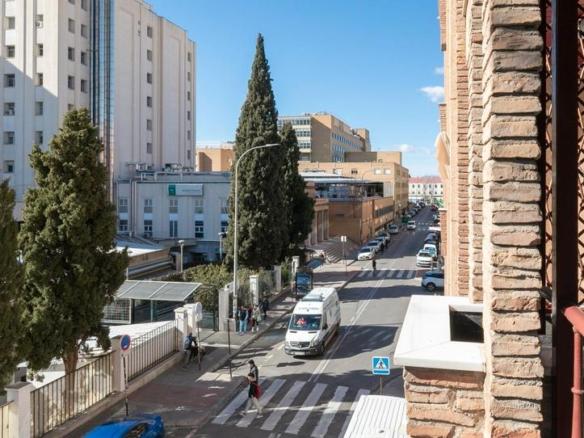 Apartment for sale on Calle Doctor Azpitarte, 34, Plaza de Toros