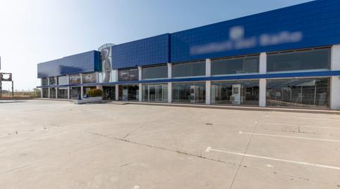 Industrial building for sale on the Granada-Malaga road, Santa Fe