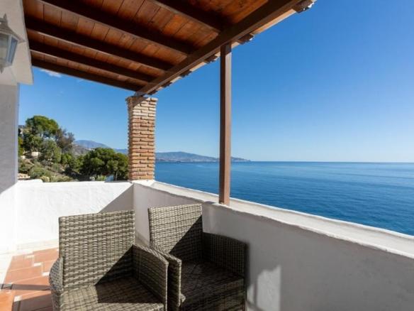 House or villa for sale in Calle de Pinotajos, 7, Velilla – Velilla Taramay