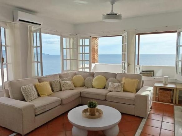 House or villa for sale in Calle de Pinotajos, 7, Velilla – Velilla Taramay