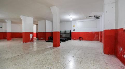 Commercial premises for sale on Calle Loma de Dilar, Crta. De la Sierra