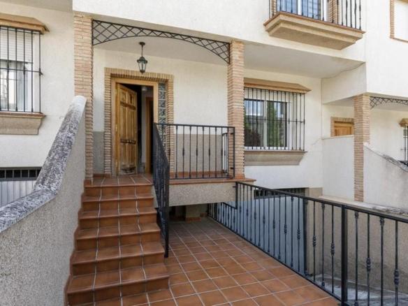 House or villa for sale on Calle de Mariana Pineda, 36, Íllora