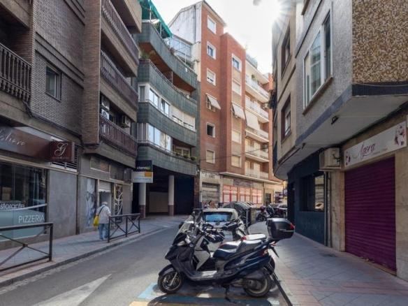 Duplex for sale in Camino de Ronda