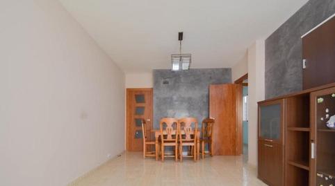 Apartment for sale on Calle de la Isla Madeira, 15, Residencial Triana – Barrio Alto