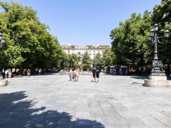 Apartment for sale on Calle San Sebastian, 7, Centro – Sagrario