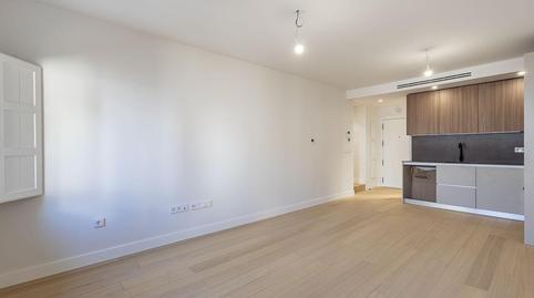 Apartment for sale on Horno del Vidrio Street, Albaicín neighborhood