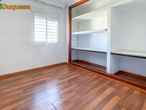 Townhouse for sale on Calle de Europa, 16, Iznalloz