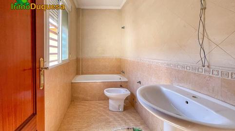 Townhouse for sale on Calle de Europa, 16, Iznalloz