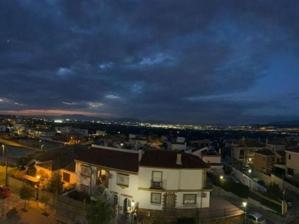 Penthouse for sale in La Zubia City