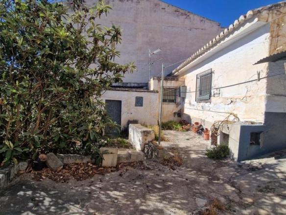 House or villa for sale in Lobres