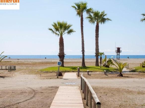 Apartment for sale in Playa de Granada