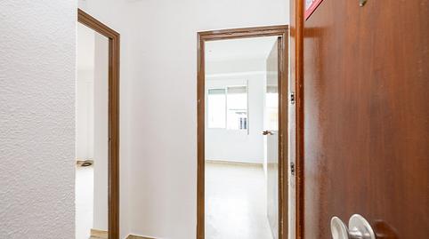 Apartment for sale in the Zaidín neighborhood