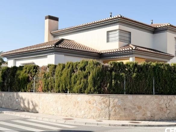 House or villa for sale in Carmelo, Ogíjares