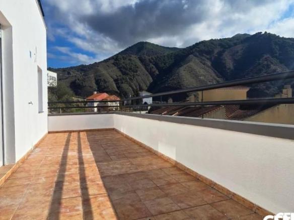 Penthouse for sale on Calle Camino Viejo de Güéjar, Cenes de la Vega