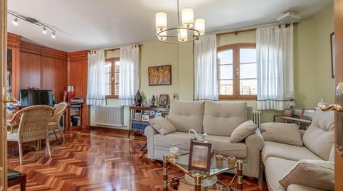 House or villa for sale on Calle Castoreño, 7, Avda. Federico Garcia Lorca – New Bus Station