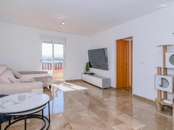 Apartment for sale in Santa Paula, 9, La Malahá