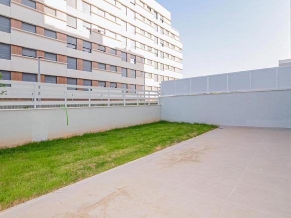 Apartment for sale on Calle Filólogo Julio Casares, 12, Rosaleda – Juventud