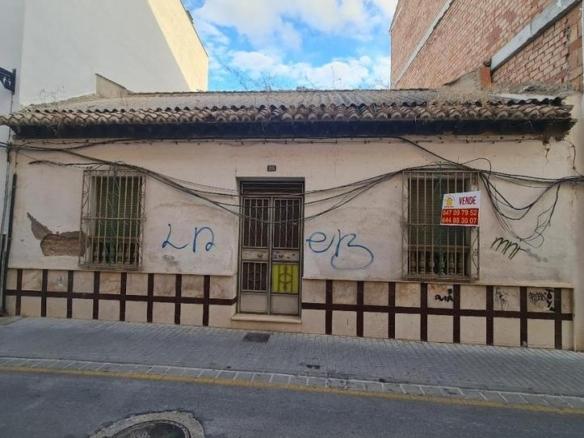 Townhouse for sale in Maracena