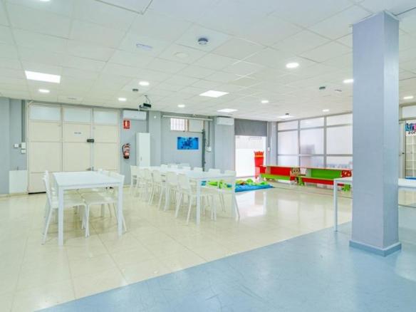 Commercial premises for sale at Calle Alhambra, 2, Santa Fe