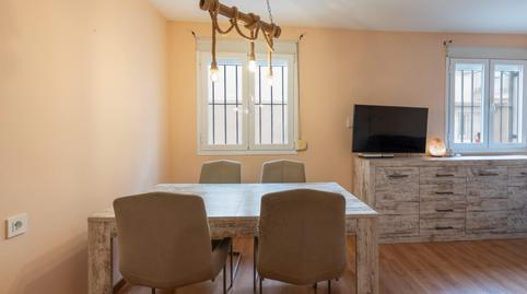 Ground floor apartment for sale on Calle Sebastian Elcano, Residencial Triana – Barrio Alto