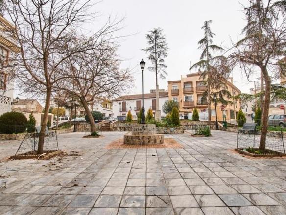 Apartment for sale on Calle Cruz, 5, La Zubia City