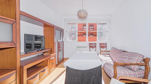 Apartment for sale on Albondón Street, Rosaleda – Juventud