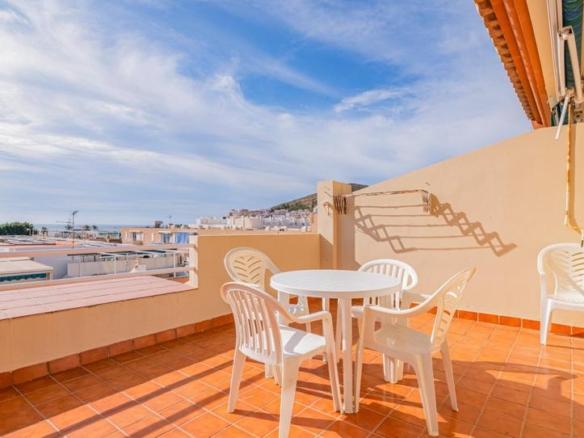 Apartment for sale on Calle Puerto Excelso, 42, Lújar