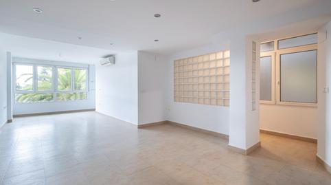 Apartment for sale on Calle de Santa Bárbara, Centro – Sagrario