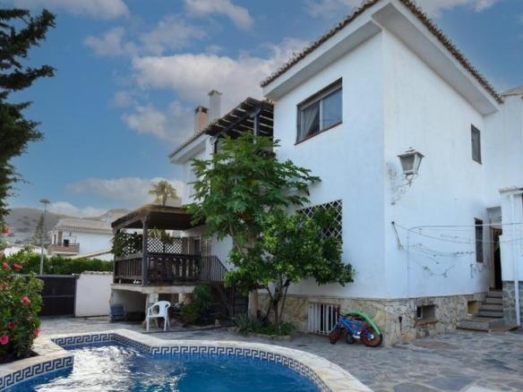 House or villa for sale in Calahonda – Carchuna