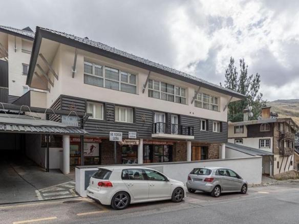Apartment for sale on Calle Fuente del Tesoro, 54, Middle Zone