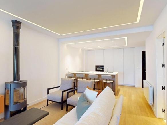 Townhouse for sale in Sol y Nieve Urbanization, 527, Upper Area