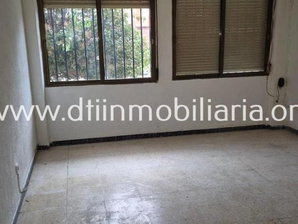 Ground floor apartment for sale in Veintiocho de Febrero, Bollullos Par del Condado