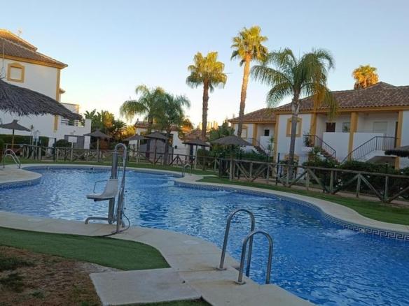 Townhouse for sale in Islantilla Golf