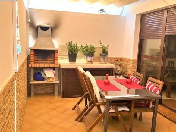 Townhouse for sale in Lepe