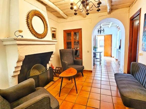 House or villa for sale on Calle Isidoro Diaz, 24, Corteconcepción