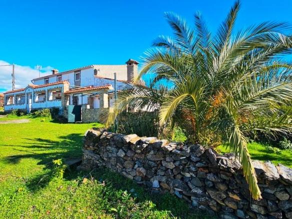 House or villa for sale in Extramuros Diseminados, 19, Almonaster la Real