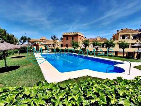 Townhouse for sale in Islantilla Golf