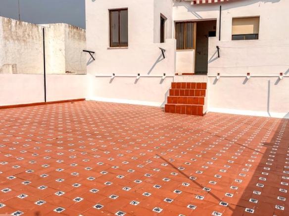 House or villa for sale on Sor Eloísa Street, Ayamonte city