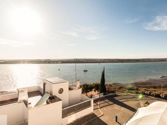 Townhouse for sale in Ayamonte city