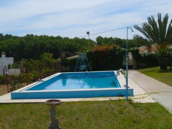 House or villa for sale in Bollullos Par del Condado