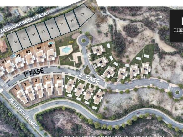 House or villa for sale on Paseo Blasco Ibañez, Costa Esuri