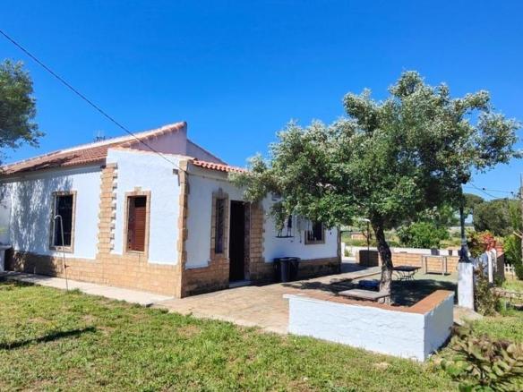 Rustic property for sale in Lucena del Puerto