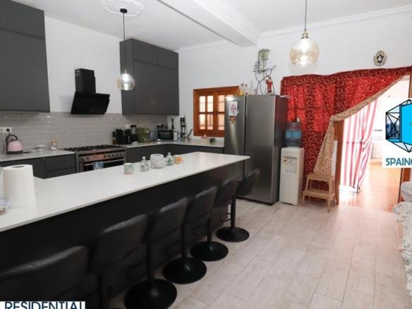 Apartment for sale on Calle Feria, 23, Almonte city