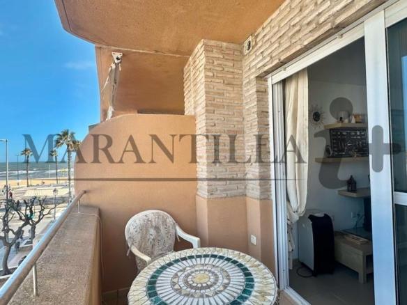 Apartment for sale in La Antilla